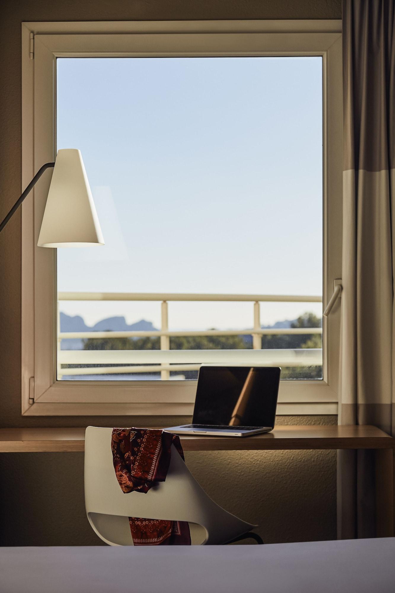 Ibis La Ciotat Hotel Luaran gambar