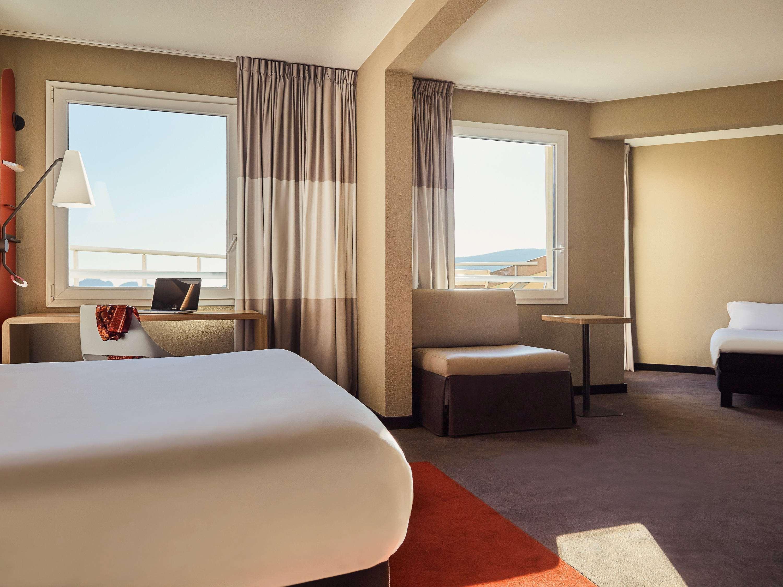 Ibis La Ciotat Hotel Luaran gambar