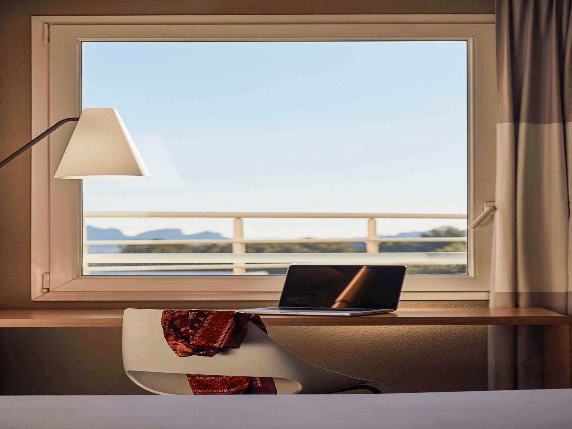 Ibis La Ciotat Hotel Luaran gambar