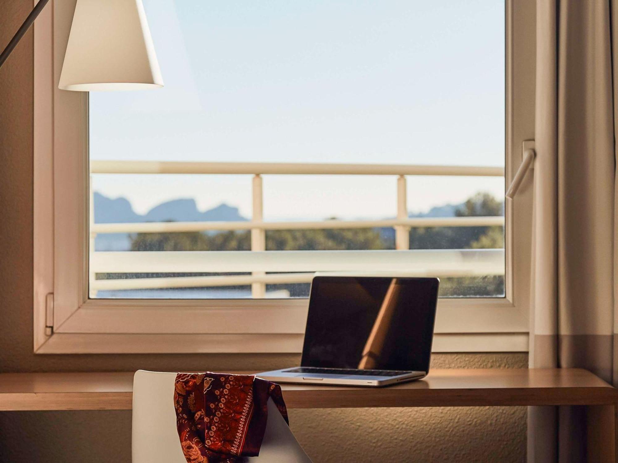 Ibis La Ciotat Hotel Luaran gambar